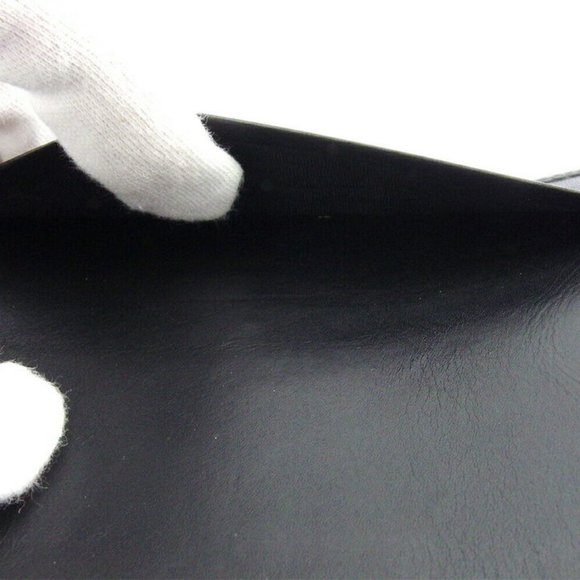 Salvatore Ferragamo passport case Vala Leather Authentic - Picture 7 of 8